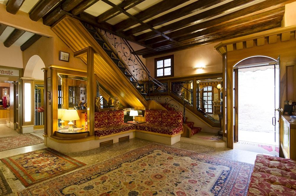 เมสเนอร์ พาเลซ Hotel เวนิส ภายนอก รูปภาพ
